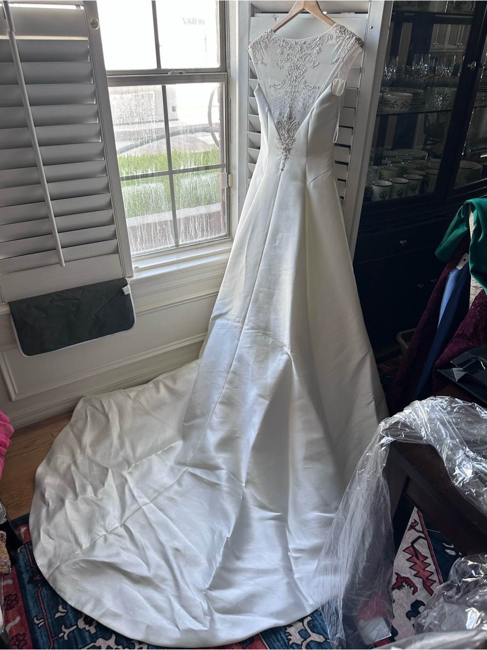 Elegant White Wedding Dress with Lace Bodice